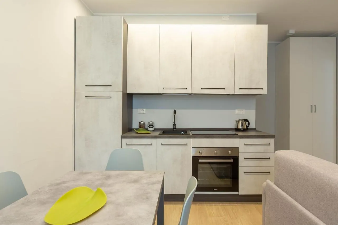 Milano Centrale Modern Apartment