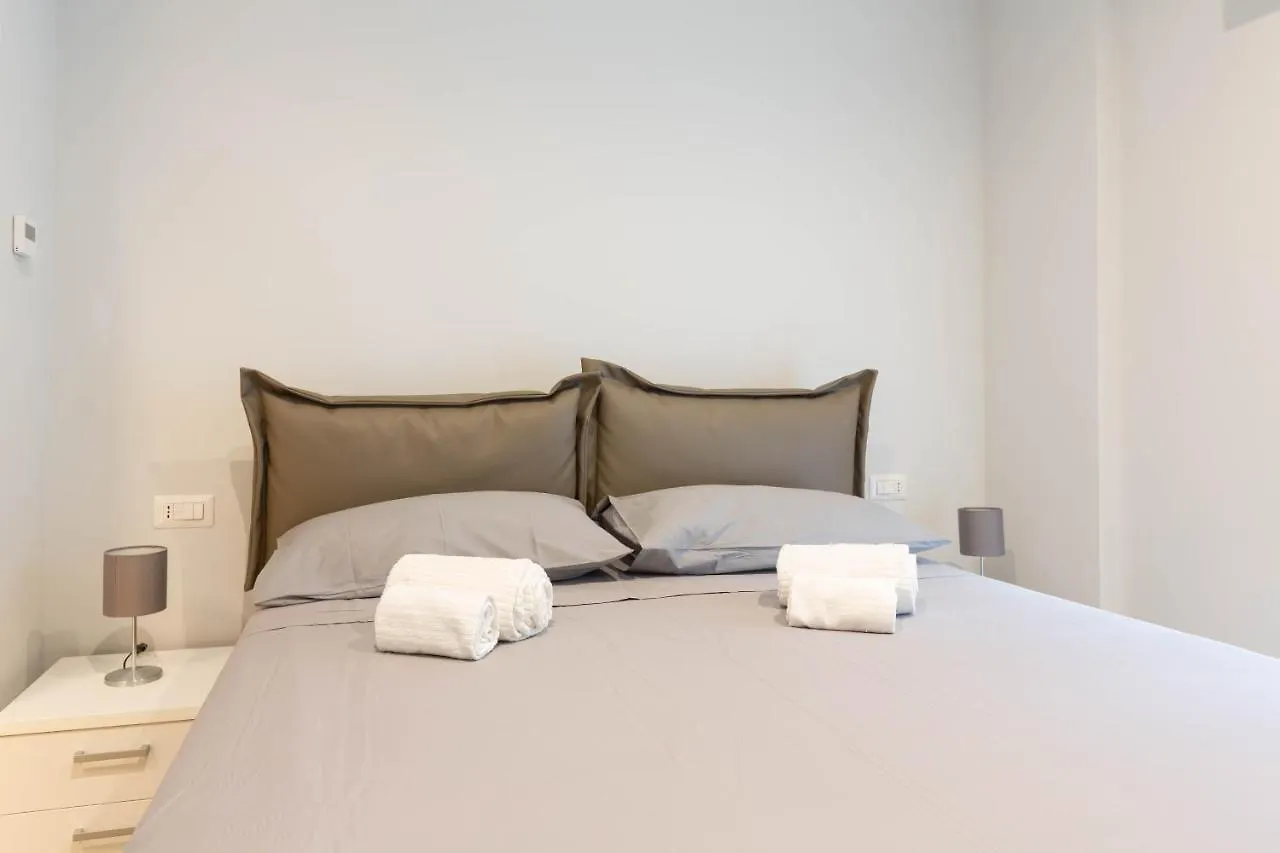 Milano Centrale Modern Apartment  Milan